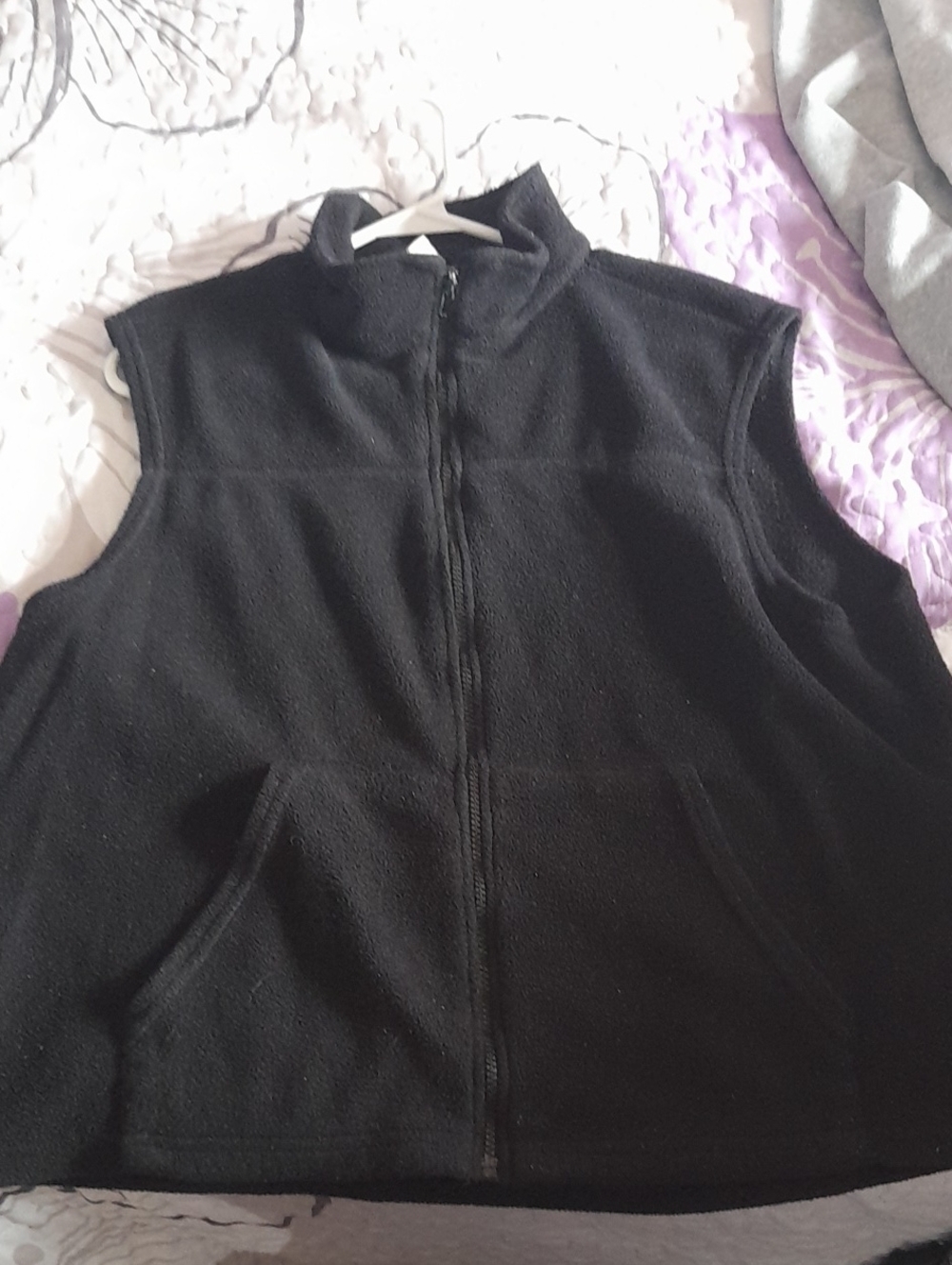 Black Fleece Zip-Front Women's Vest